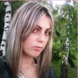 Onderdanige spanking sex in het bos